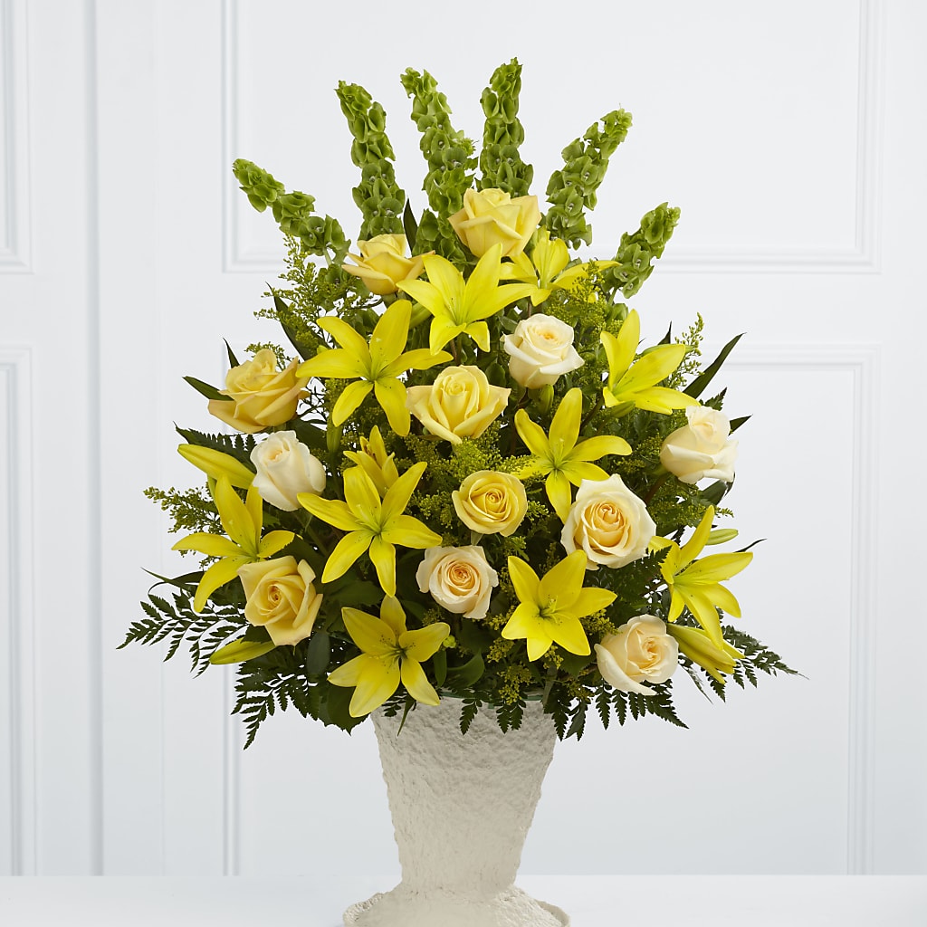 Golden Memories Arrangement – Your Beautiful Flowers, Scranton PA