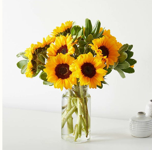 HoneyBee Bouquet –  Your Beautiful Flowers, Scranton PA