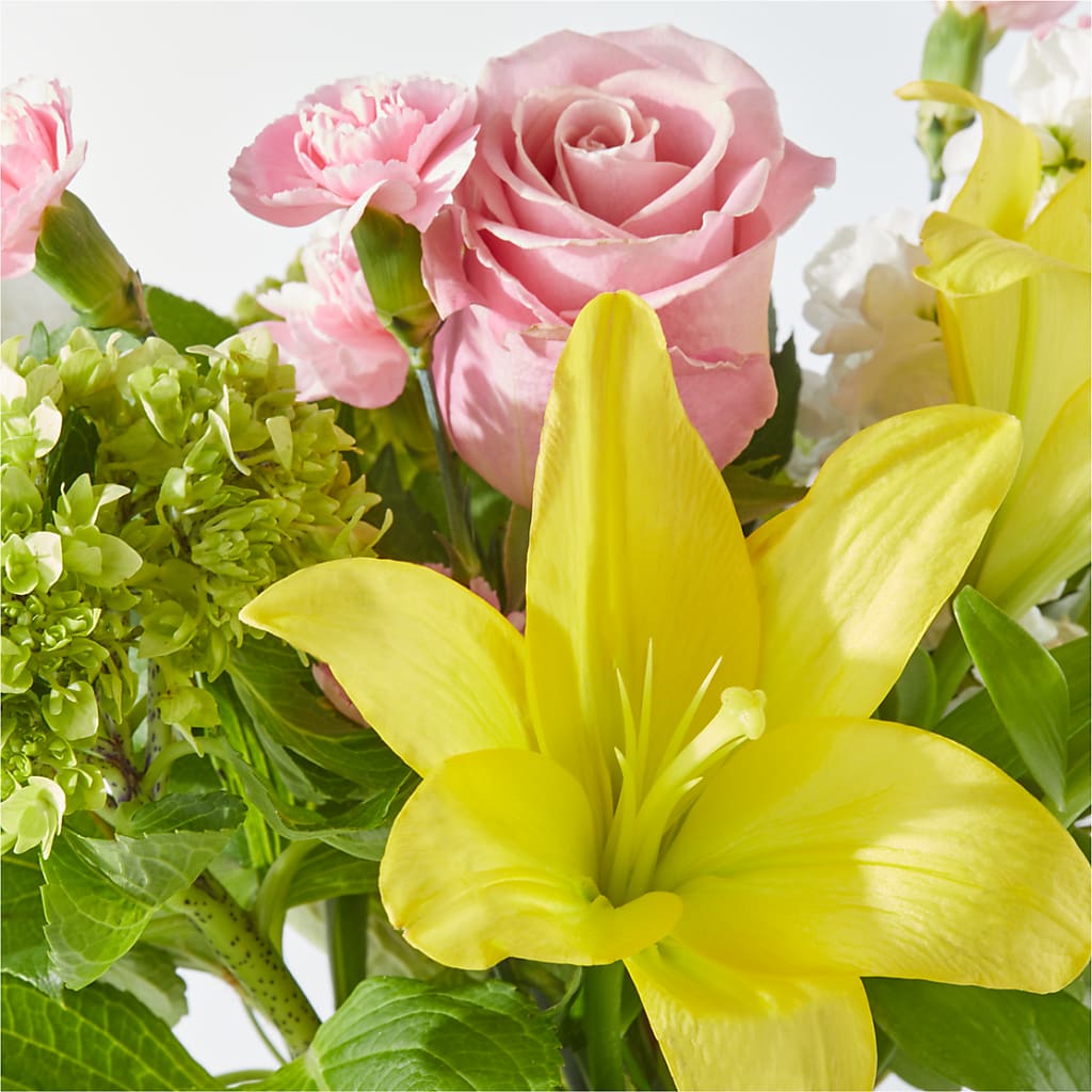 Garden Delight Bouquet –  Your Beautiful Flowers, Scranton PA